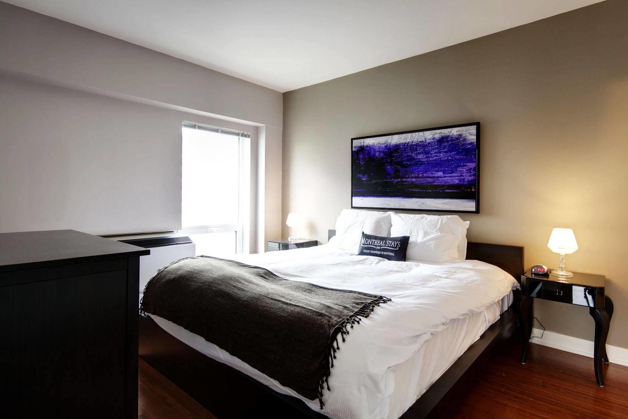 Mosaique Hotel Montreal Exterior photo